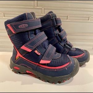 Keen Navy and Pink Snow Boots Size 9
